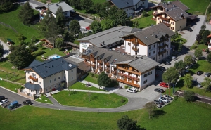 Apartment and Chalet 